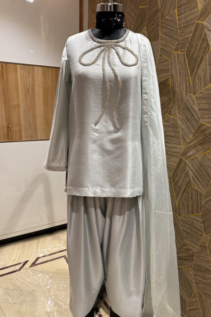 Beautiful Farshi Salwar Suit